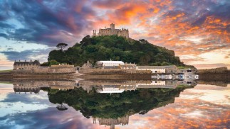 Discover the Castle Island You Can Walk To: St Michael's Mount